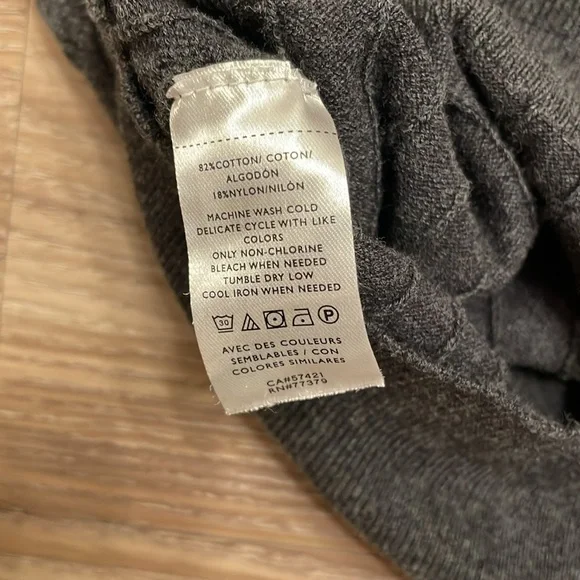 Cable Knit sweater - Picture 6 of 7